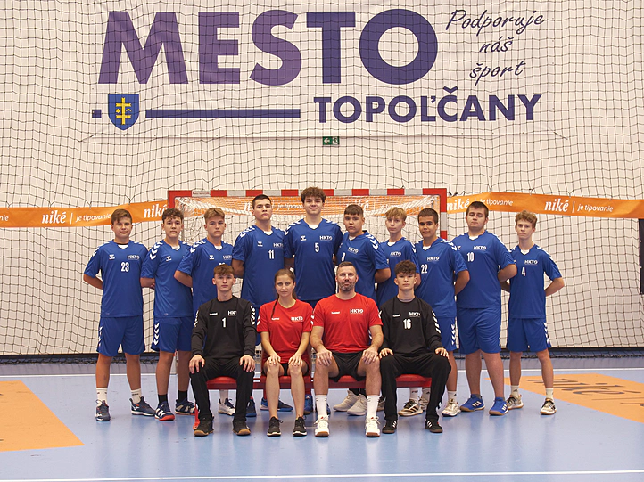 Teamová fotka Mladší dorast - HK Agro Topoľčany 2023 Teamová fotka Mladší dorast - HK Agro Topoľčany 2023
